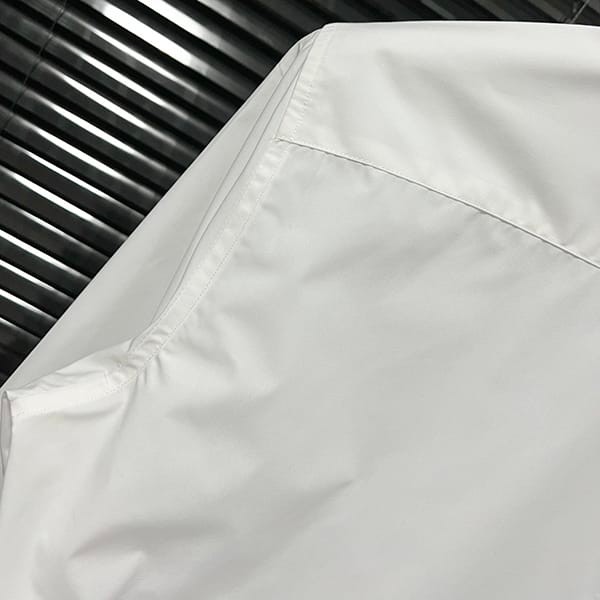 希少プラダ パロディ ロゴ入り コットンシャツ puv83170